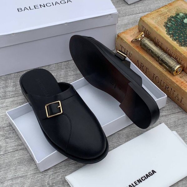 Balenciaga Buckled Leather Mule – Black
